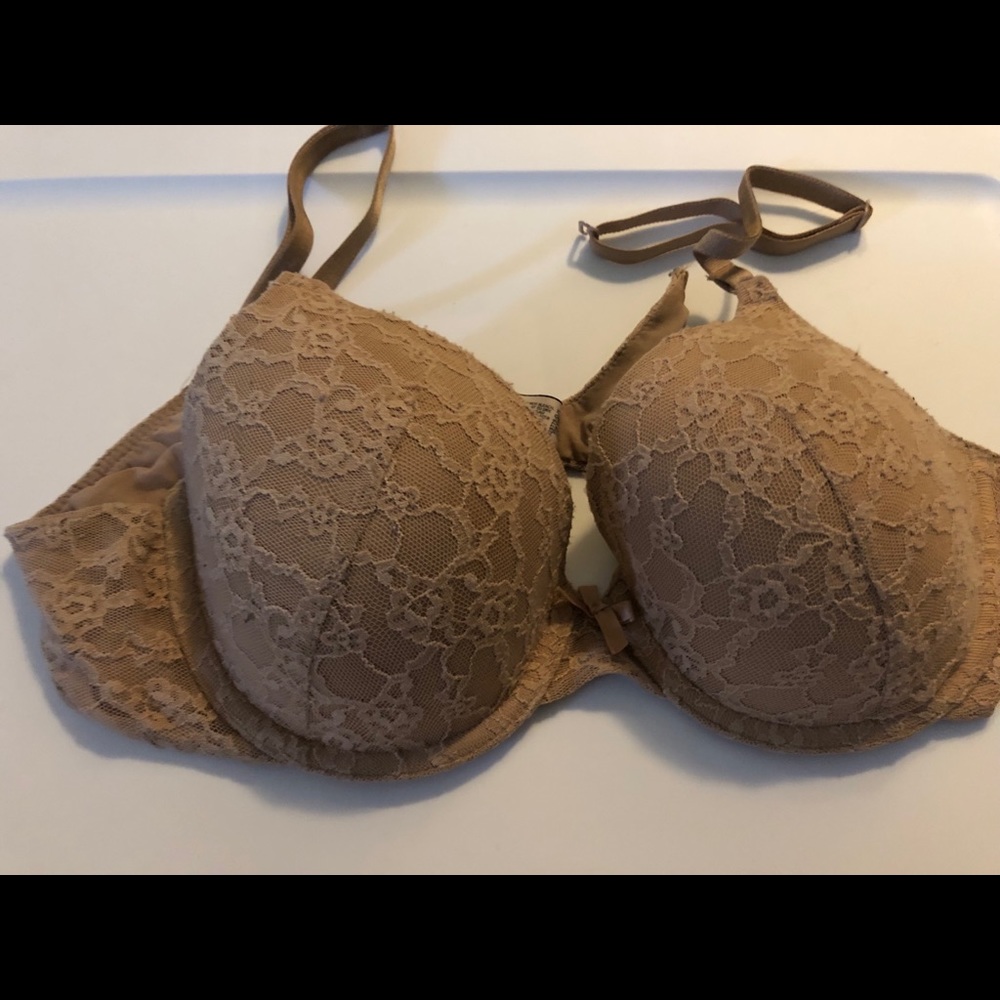 VS tan lace bra.